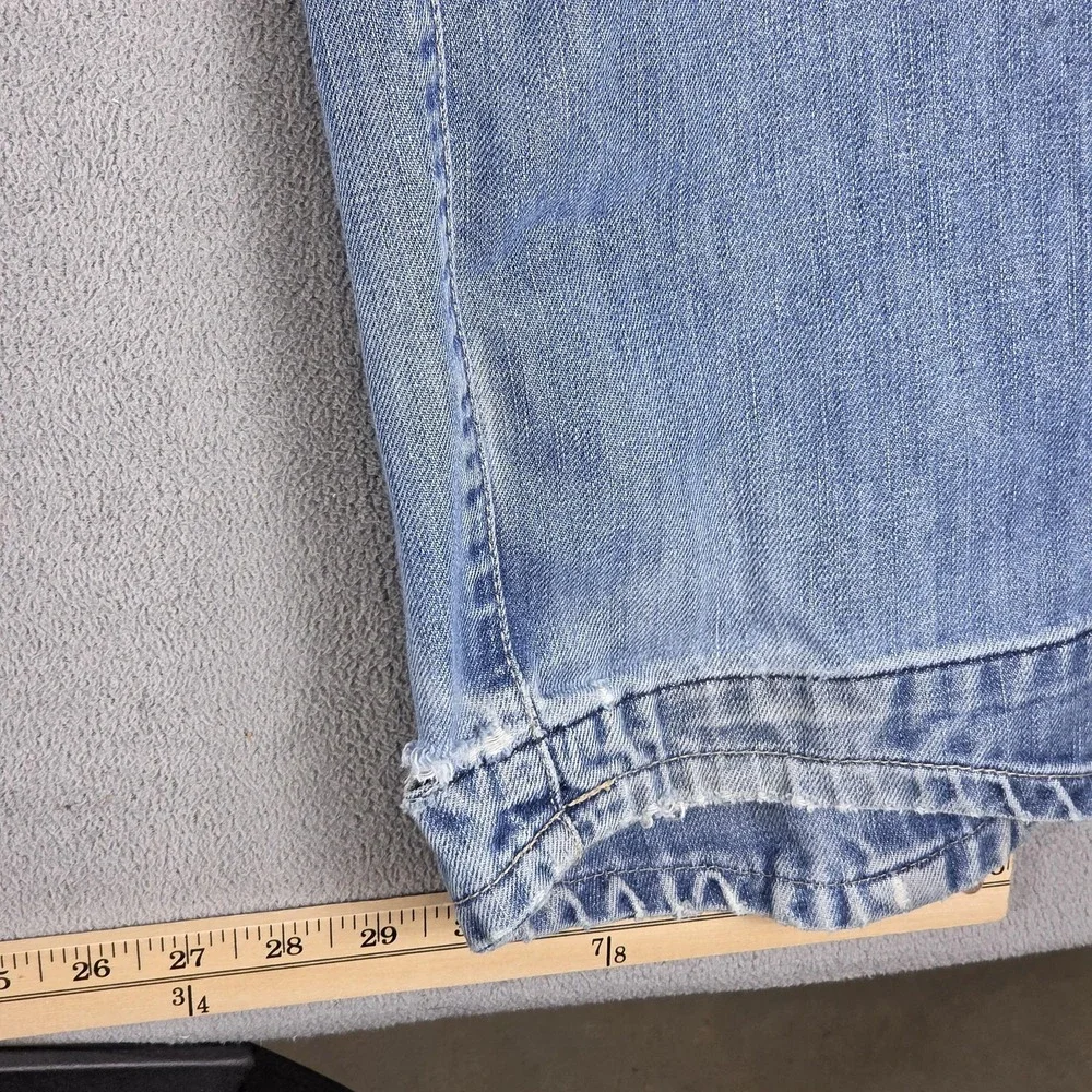 VTG Levis Engineered Jeans Mens Blue Twisted Button Fly Light Wash Fits 30x33